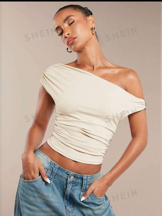 Dame Asymmetrisk Crop-Top med elegant bølgedesign og raffineret snit Skovae