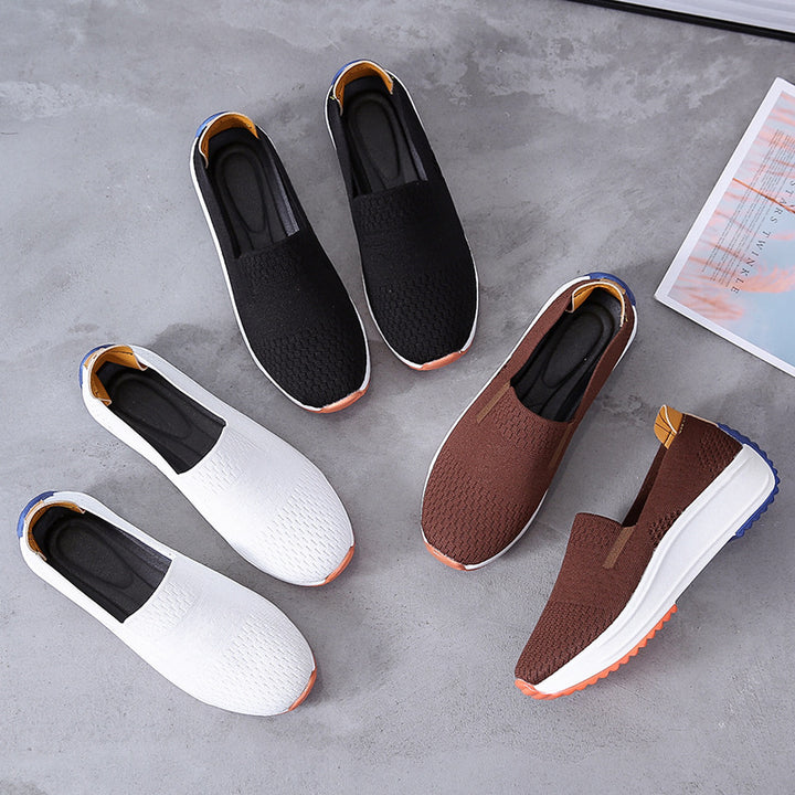 Dame åndbare Slip-On Sneakers med skridsikker sål og fleksibelt strik-overmateriale Stilla