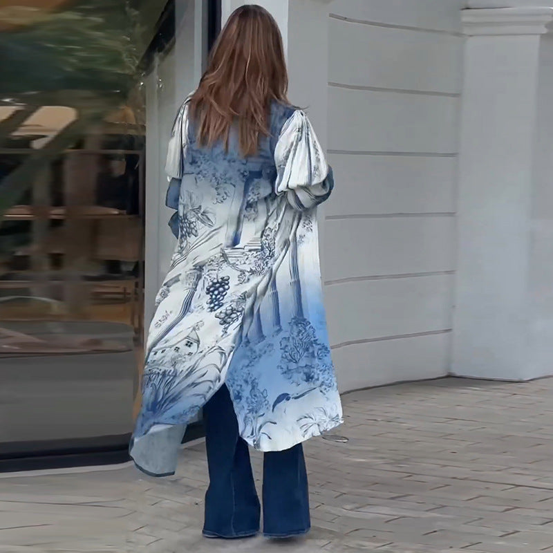 Dame kimono med blomsterlogo og afslappede flæseærmer Stilla