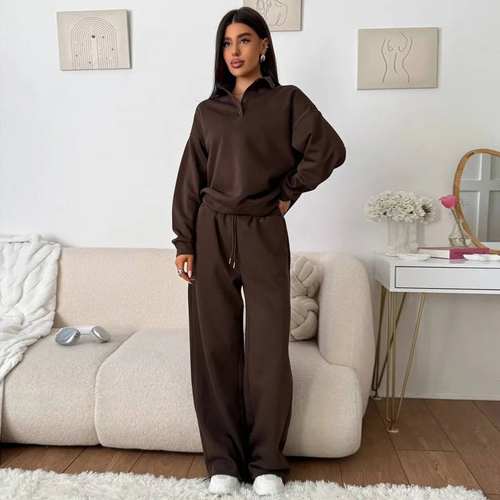 Kvinders sporty loungewear sæt med høj krave og vid skæring Skovae