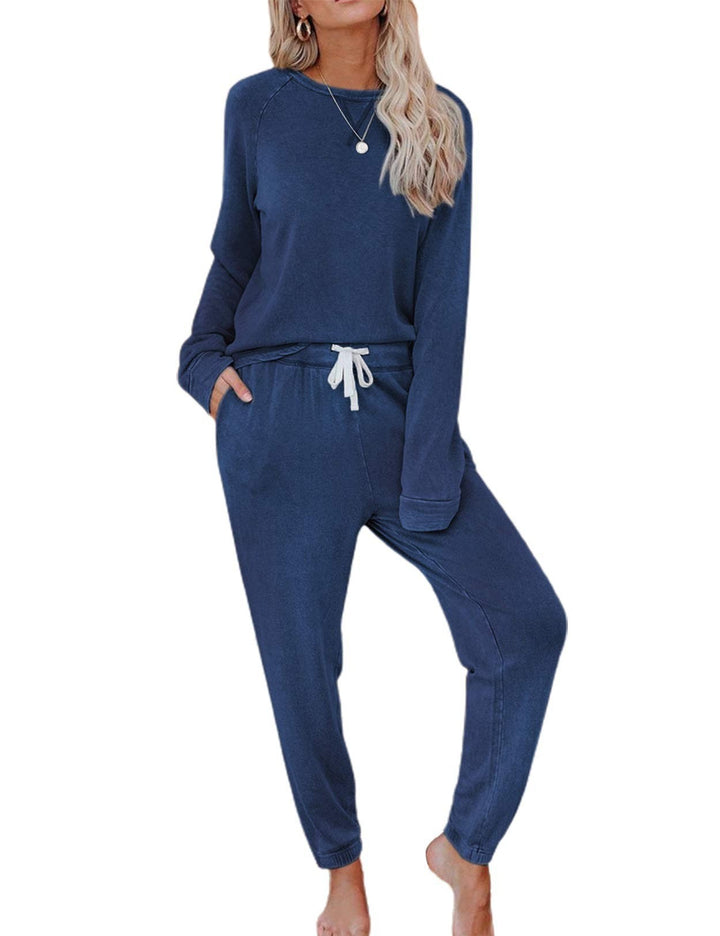 Kvindernes komfortable lounge sæt med stilfuld oversized sweater og afslappende bukser Stilla