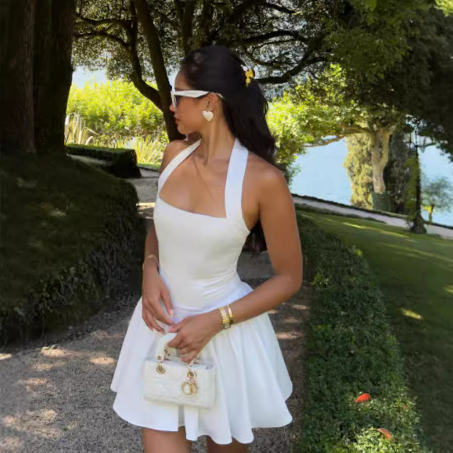 Damer Elegant Bryllupskjole med Chic Halter Design og Flared Skirt Skovae
