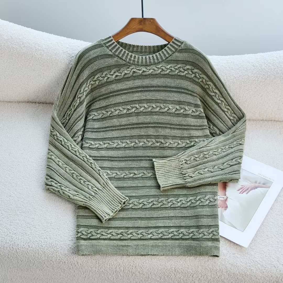 Kvindernes chunky striktrøje med fashionable kabelmønster og afslappet pasform Stilla