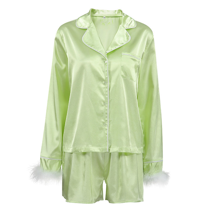 Dame Satin-Pyjama-sæt med foret ærmer og dekorative detaljer Stilla