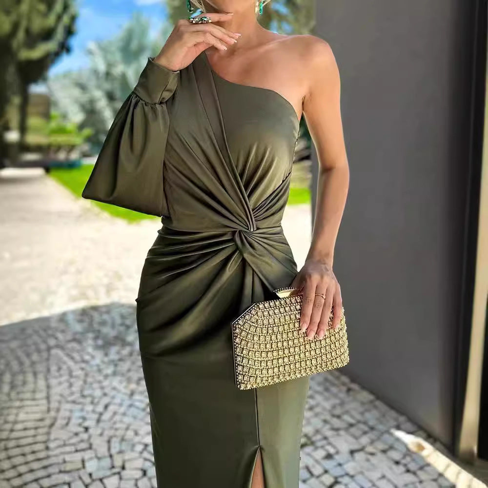Dame elegant maxikjole med asymmetrisk snit og slids Stilla