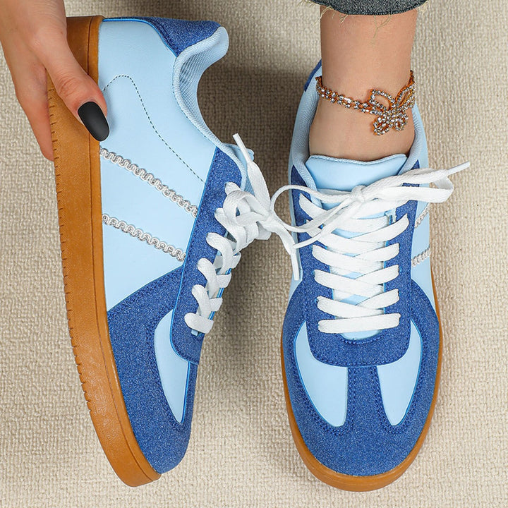 Dame komfortable livsstil sneakers med detaljeret overfladestruktur Stilla