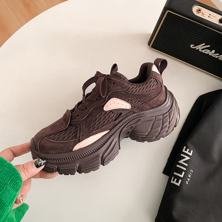 Dame mode Chunky Sneakers med åndbart mesh-overmateriale og robust profil Stilla
