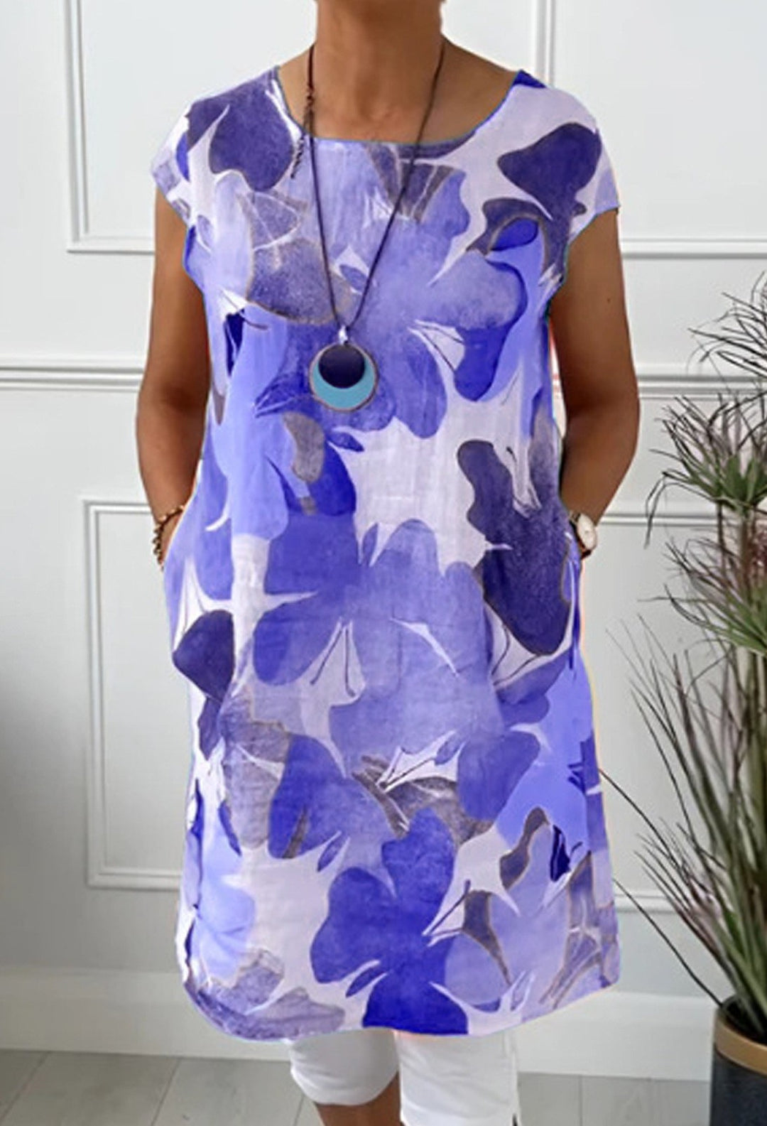 Dame nan let tunika-midi kjole lavet af linnedmix med akvarelblomsterprint og sidelommer Skovae