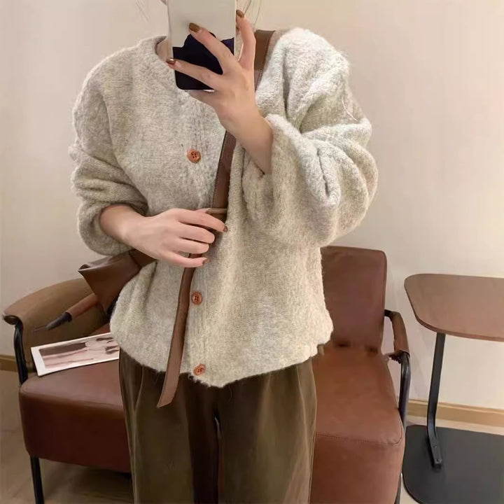 Kvinders hyggelige strik cardigan med dekorative knapper og afslappet pasform Stilla