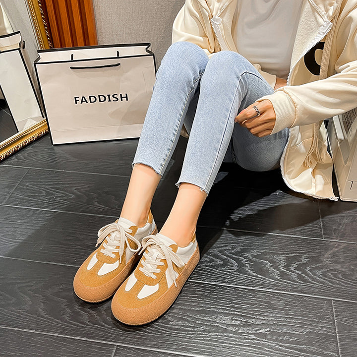 Dame plateau sneakers med struktureret overflade og skridsikker sål Stilla