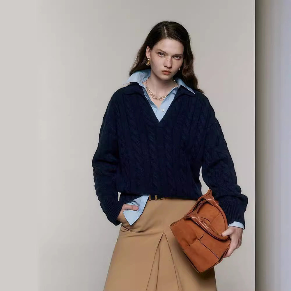 Dame Grovstrik Pullover med moderne V-udskæring og behagelig oversized pasform Stilla