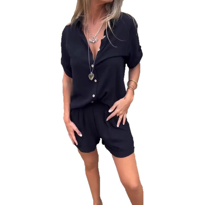 Dame Kort jumpsuit med elegant skjortekrave og taljebælte Skovae
