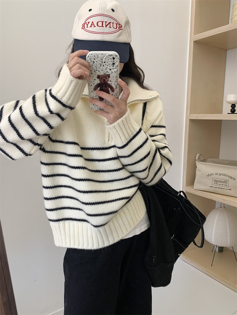 Kvinders afslappet sweater med stribet design og halvlås Stilla