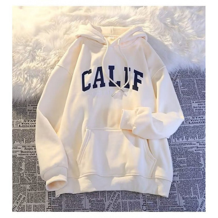 Dame hoodie med iøjnefaldende Uni logo og blød inderside Skovae