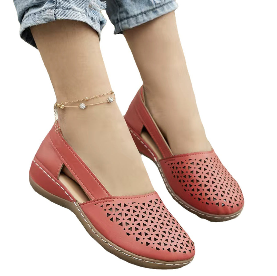 Dame Elegante og åndbare Ballerinas med kunstnerisk perforeringsdesign Stilla