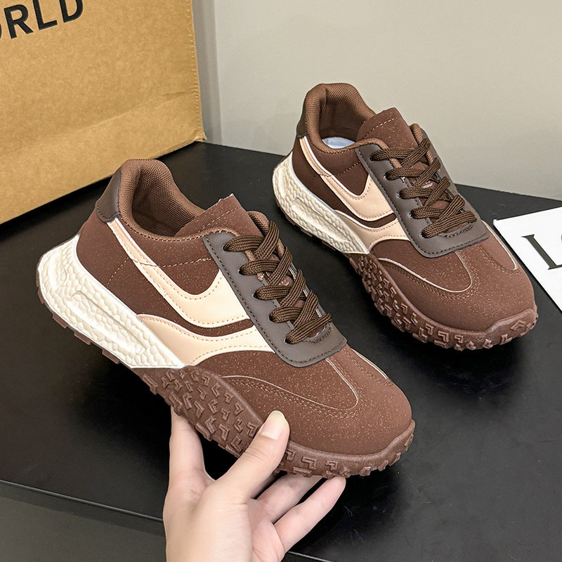 Dame Sporty Sneakers med støddæmpende sålprofil og robust overdel Stilla