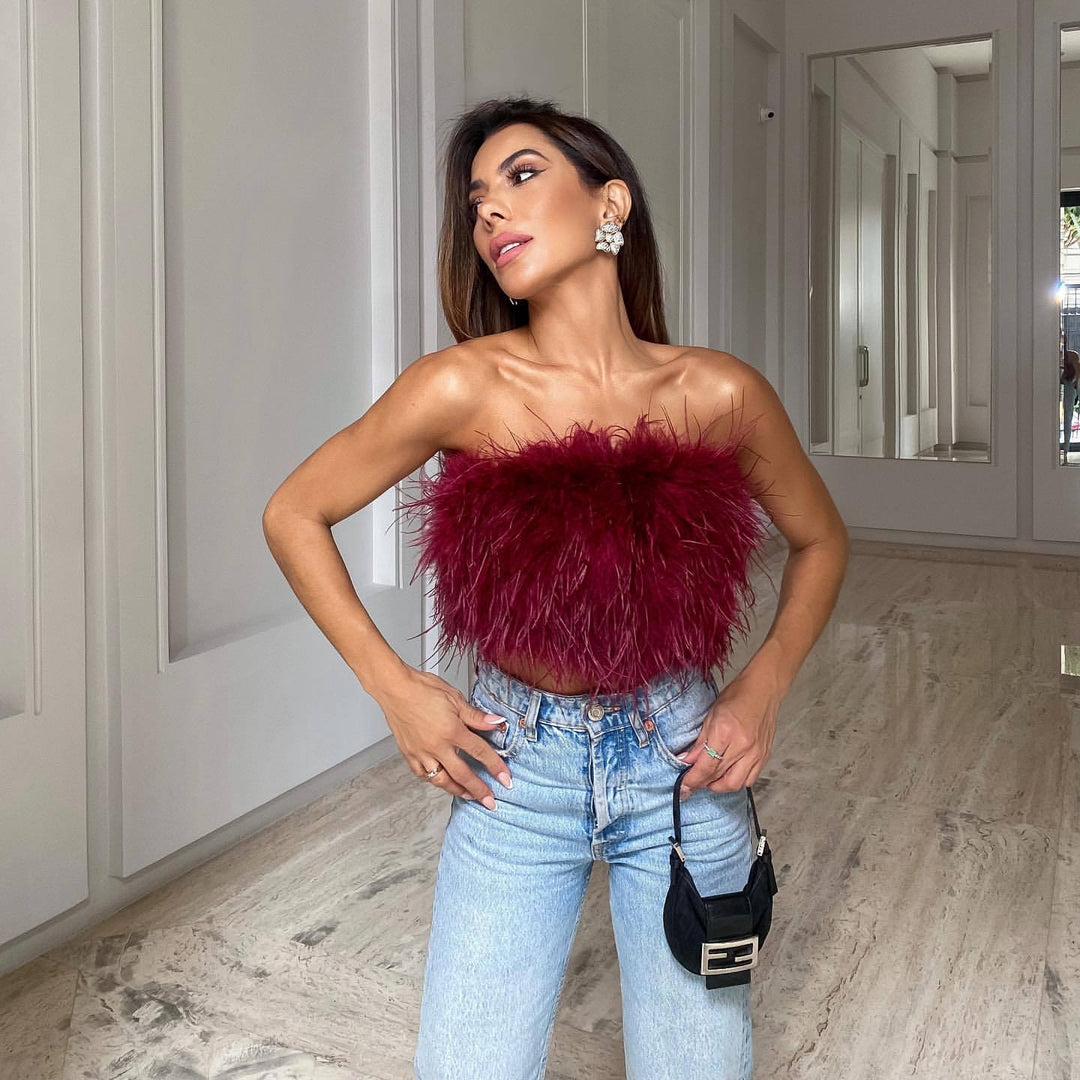 Dame Crop-Top i fjer-stof med charmerende design Skovae