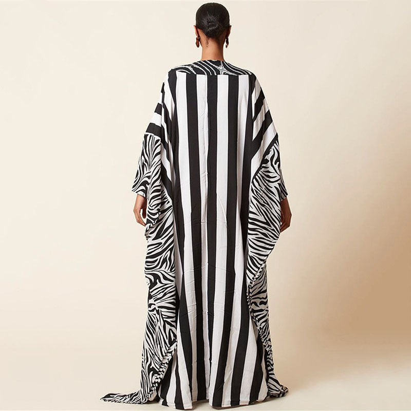 Dame elegant Kaftan med kunstnerisk zebramønster og glitrende accenter Stilla