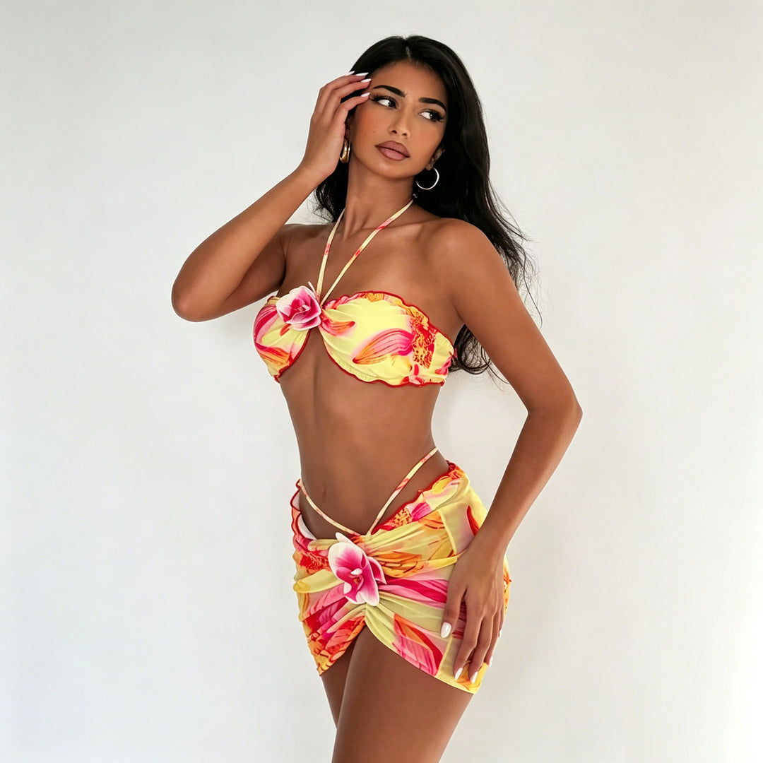 Dame bandeau bikini med blomster wrap nederdel Skovae