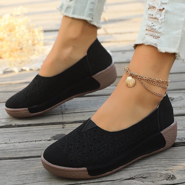 Dame Slip-On sko med floral hulmønster og skridsikker sål Stilla