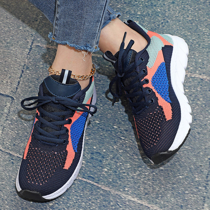 Damernes sporty strik-sneakers med åndbar mesh-overflade og støddæmpende sål Stilla