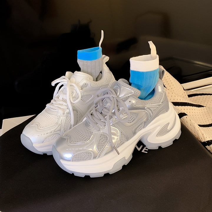 Dame Sporty Chunky Sneakers med åndbart mesh-overflade og robust profil Stilla
