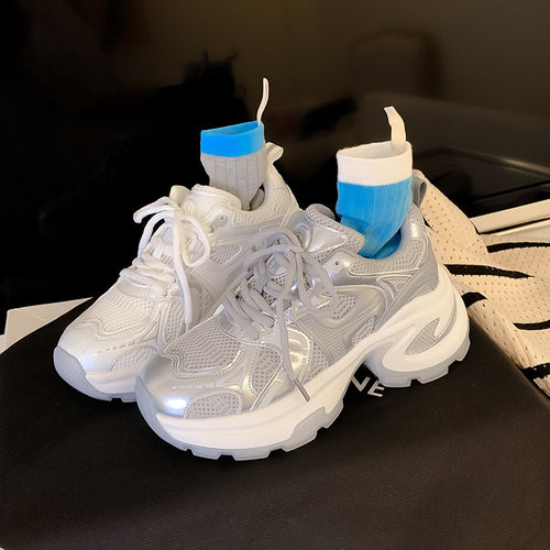 Dame Sporty Chunky Sneakers med åndbart mesh-overflade og robust profil Stilla
