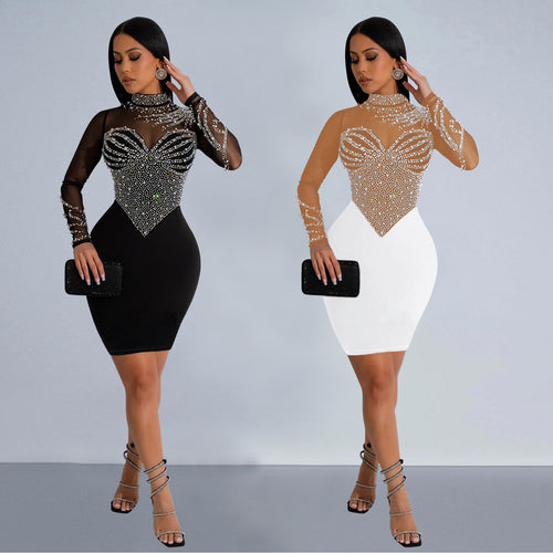 Dame Glamourøst Minikjole med transparente ærmer og glitrende rhinestone-accenter Stilla