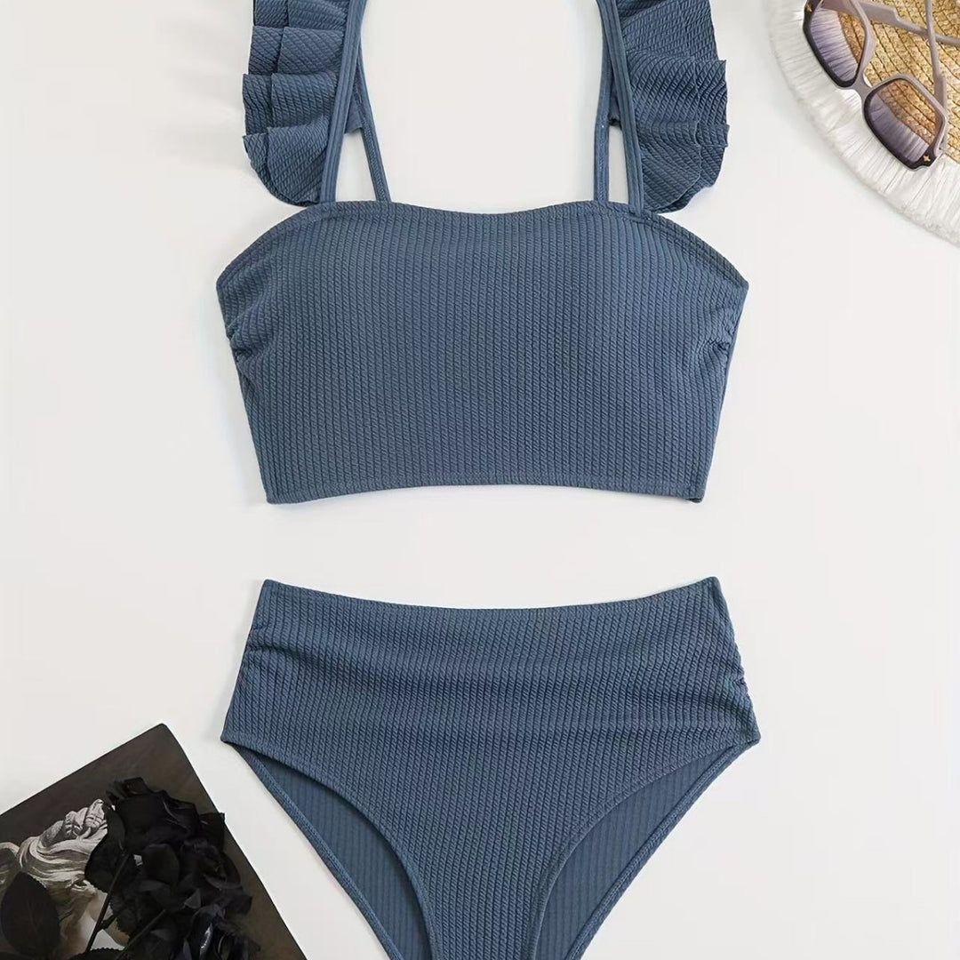 Dame højt skåret badetop med ruffle detaljer og matchende bikini underdel Skovae