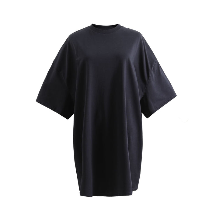 Dame Oversized T-shirt lavet af blødt bomuldsstof med rund halsudskæring og afslappet pasform Stilla