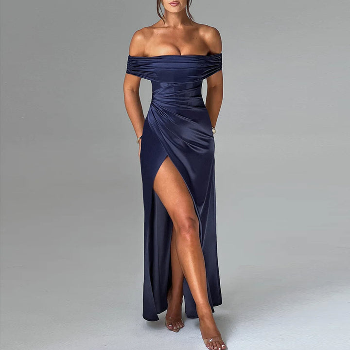 Dame off-shoulder maxikjole med elegant drapering og tætsiddende snit Skovae