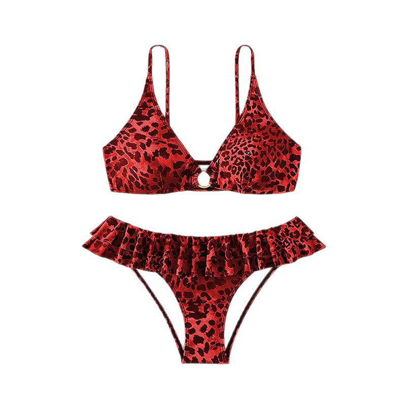 Damer bikini-sæt med glamourøst leo-design og dekadent flæsekant Skovae