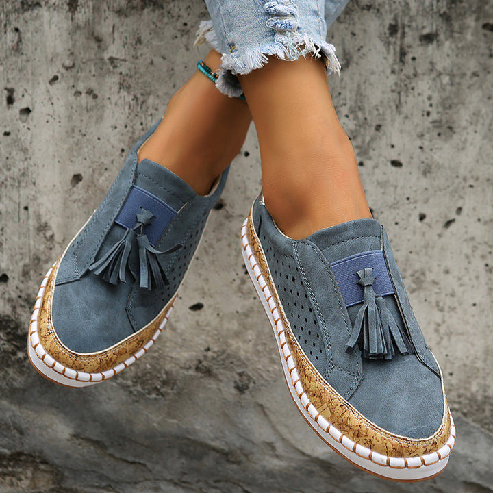 Dame sneakers i luftig design med mode pompom-detaljer og skridsikker sål Stilla
