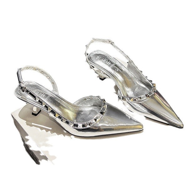 Dame Slingback Pumps med skinnende metallic-akcenter og dekorativ studs-dekoration Stilla