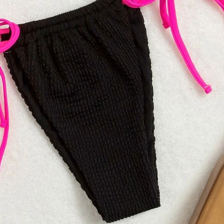 Dame Triangel-Bikini med raffinerede snøre detaljer Skovae