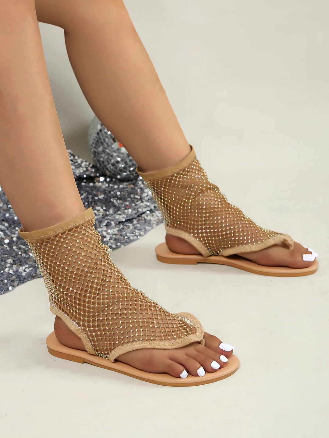 Dame Tåsplit-sandaler med moderne netdesign og glitrende accenter Stilla