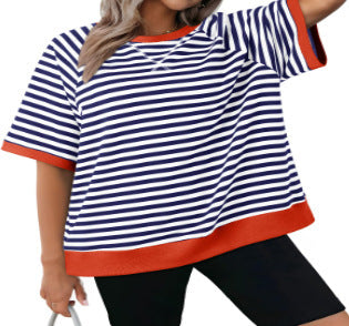 Dame afslappet stribet T-shirt med oversized snit og kontrasterende ribkanter Stiila