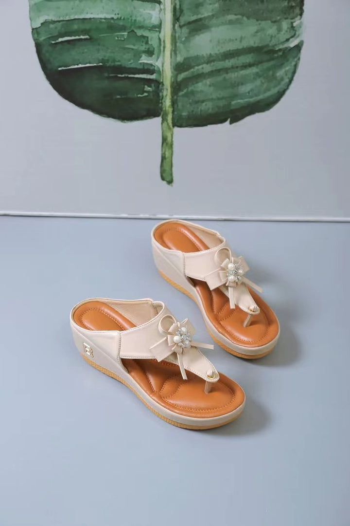 Dame Wedge-sandaler med elegant blomsterdekoration og skridsikker sål Stilla