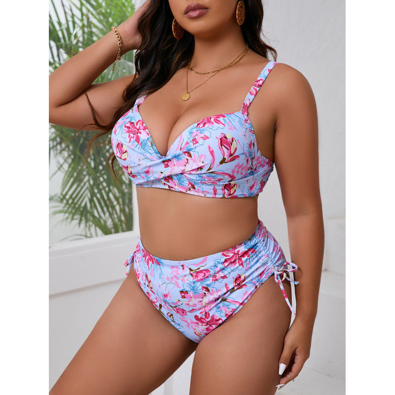 Dame bikini-sæt med blomsterwrap-top og højskåret trusse Skovae