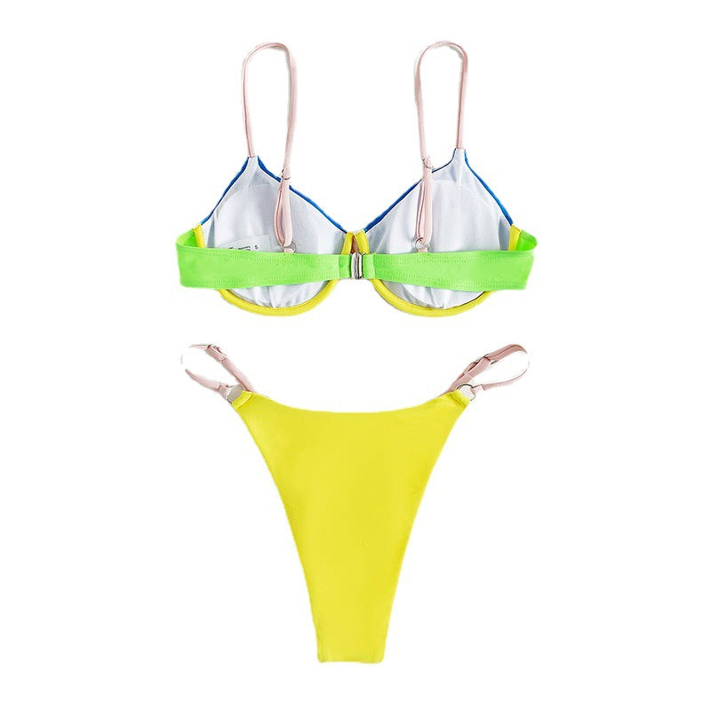 Damer Triangel-Bikini med justerbare stropper og innovativt farvedesign Skovae