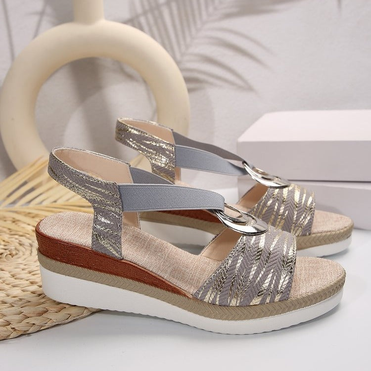 Dame sandaler med moderne design og elastiske remme Stilla