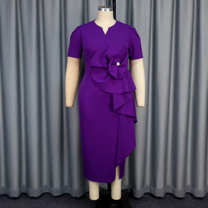 Dame Elegant maxikjole med udsøgt drapering og florale accenter Skovae