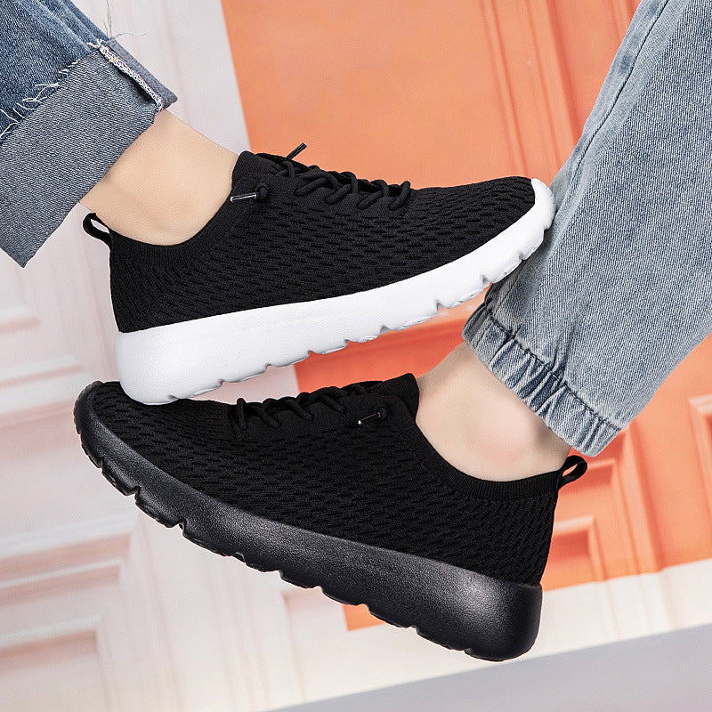 Unisex nan let vægtstrikket slip-on med konturkomfortfodseng og stødabsorberende bølgeløbssål Skovae