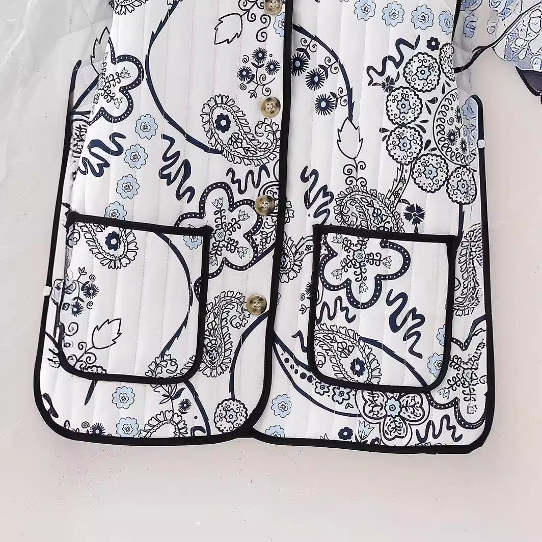 Kvinders quilted fritidsjakke med blomstermønster og praktiske lommer Stilla