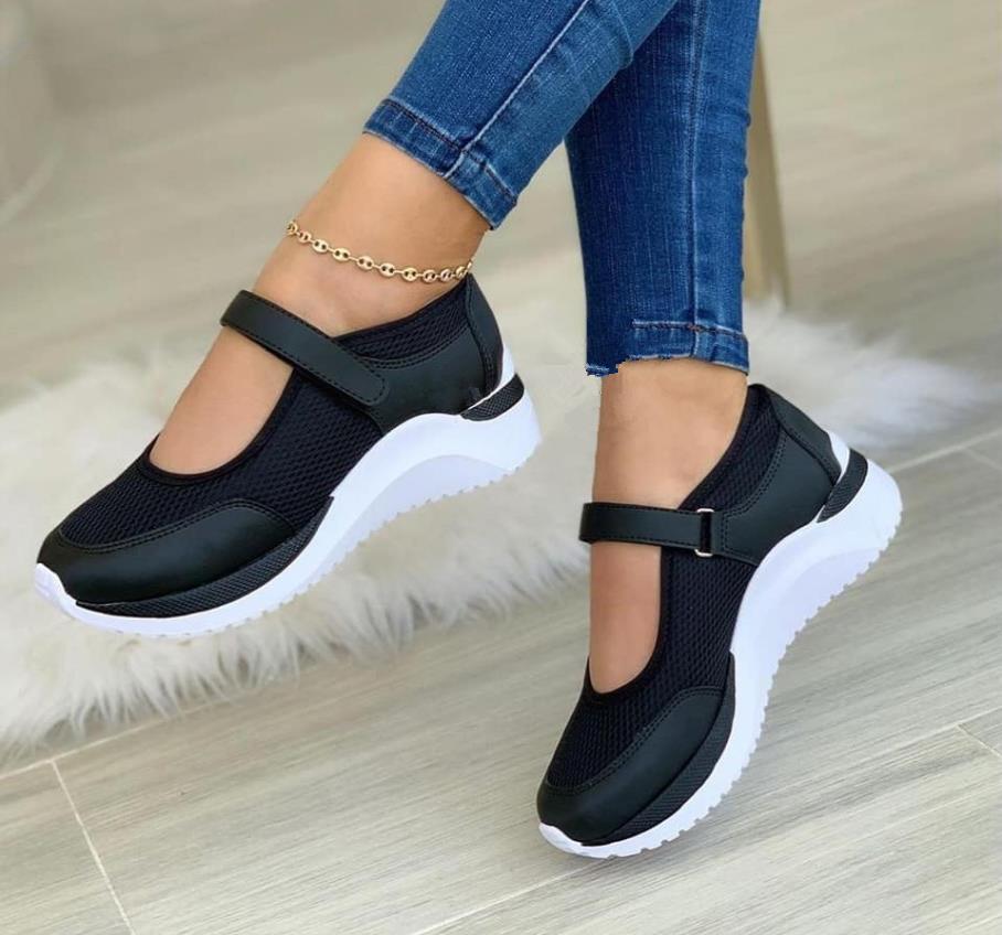 Dame Komfortable Sneakers med åndbart netmateriale og justerbar rem Stilla