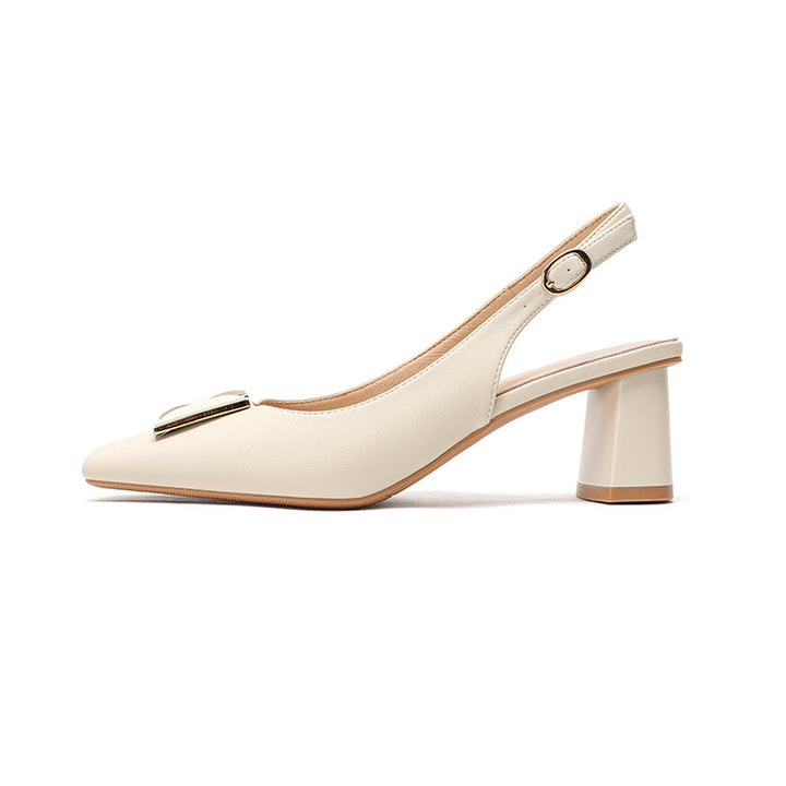 Dame Slingback-pumper med spids tå, blokhæl og poleret spænde-detail Stilla