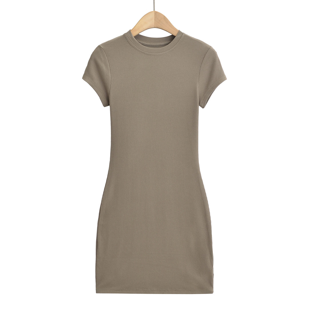 Dame figursyet T-shirt kjole lavet af kvalitets stretchmateriale med kort ærme Stilla