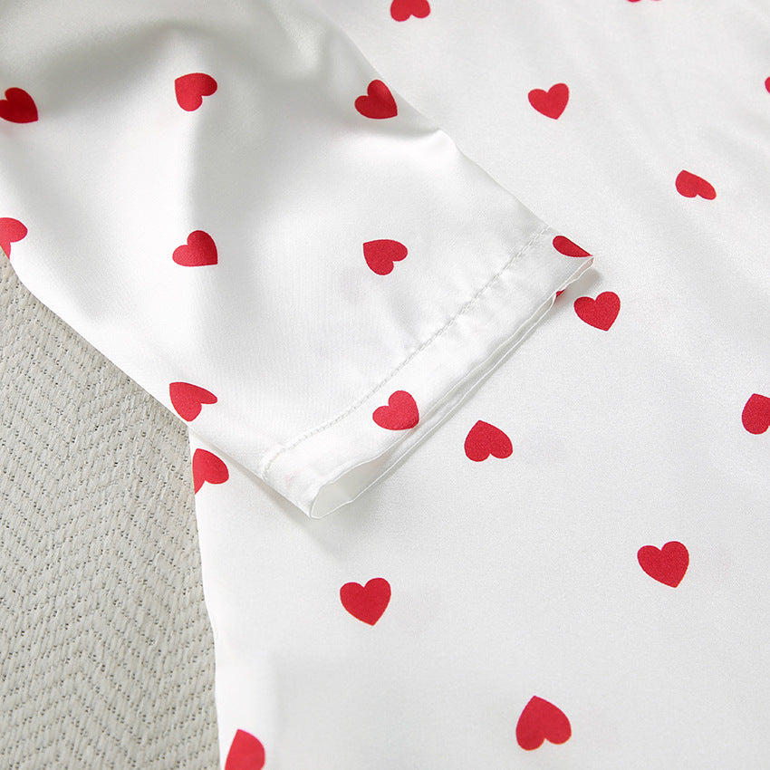 Dame pyjamasæt med hjerteprint i åndbart materiale Stilla