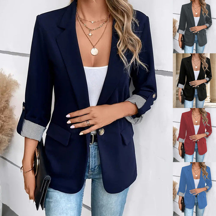 Damer elegant blazer med stribet for og stilfulde lommer Skovae