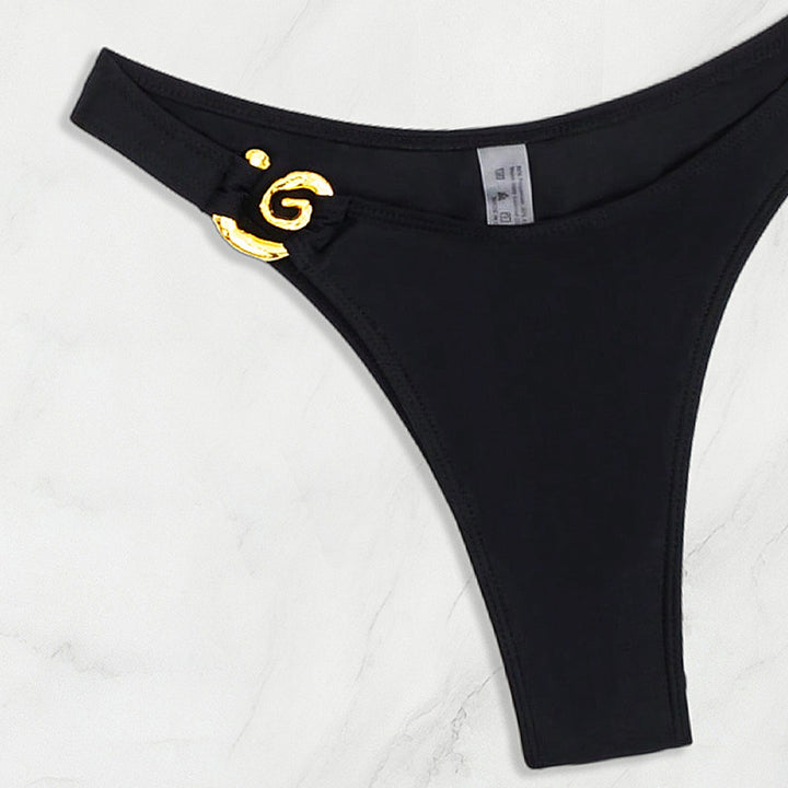 Damebikini med elegante guld-detaljer Skovae